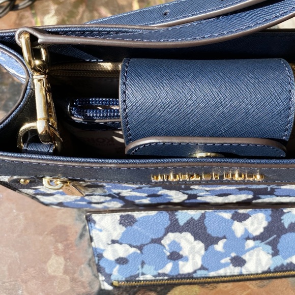 BUNDLE Michael Kors Crossbody Navy floral Wallet - Picture 7 of 8